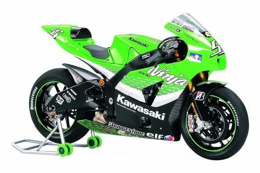 Tamiya 300014109 1:12 Kawasaki Ninja ZX-RR No.55 2006