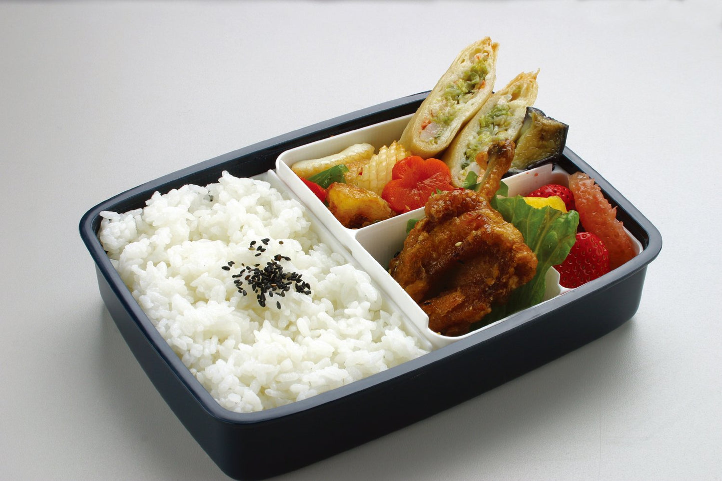 Skater Japanese Modern/Traditional Compartmental Bento Box, 870ml, Chopsticks