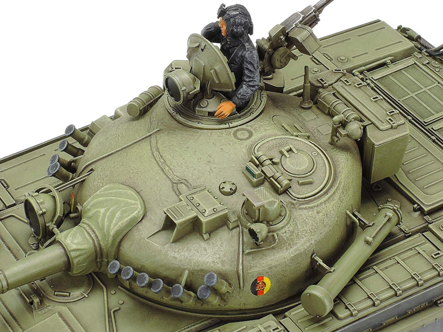 TAMIYA 300035160 – 1: 35 Russian battle tank T72 M1.